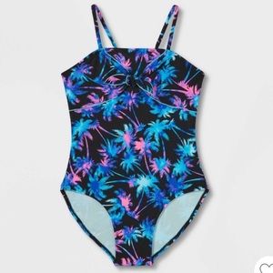 Girls' Floral Print One Piece Sleeveless
Swimsuit - art class™